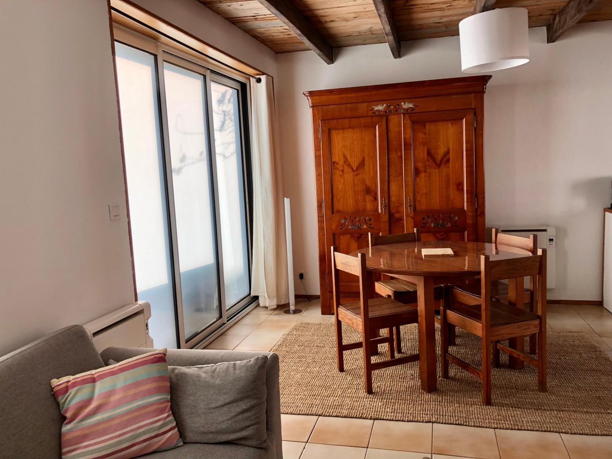 Holiday home Charmante Maison A Sur Sur La Cote Vendeenne